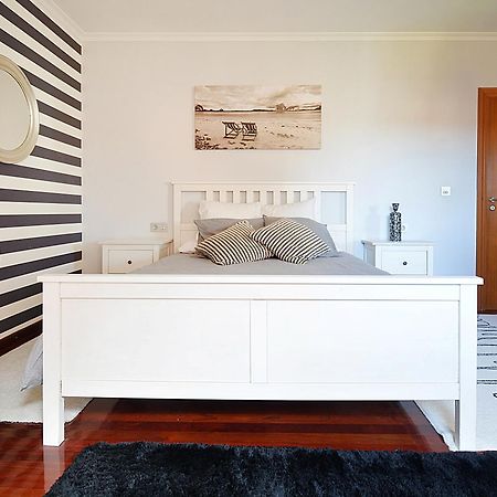 Apartamento En El Centro De A Illa De Arousa מראה חיצוני תמונה